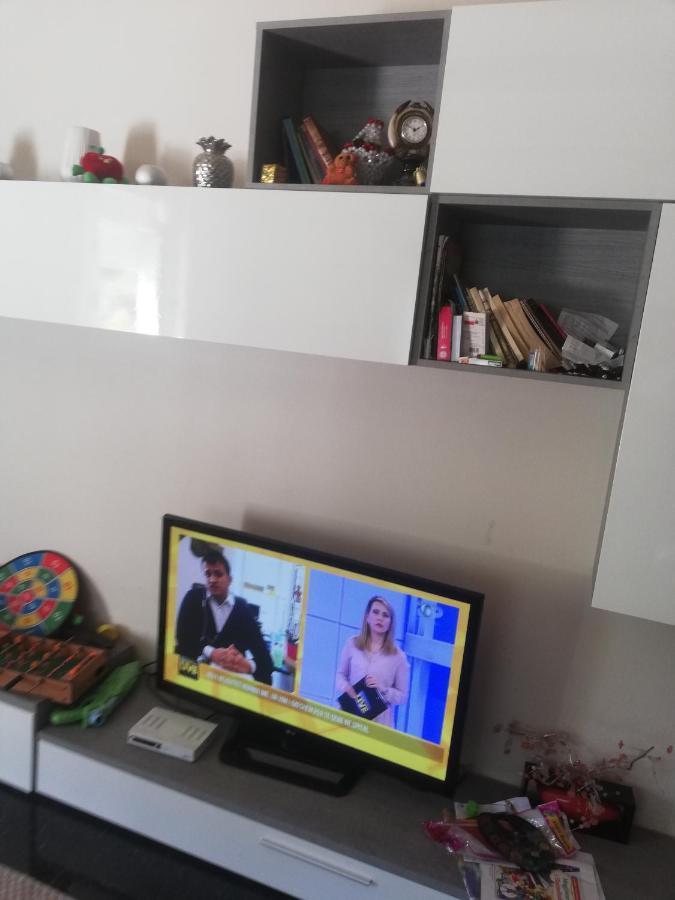 12 Librazhd